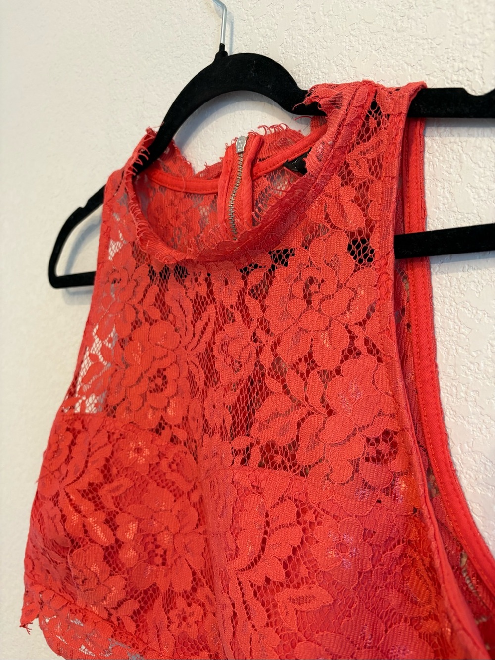 Topshop Coral Lace Crop Top Sleeveless High Neck US 12 - Picture 6 of 13
